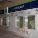 Limpieza de graffitis en mármol - Antes