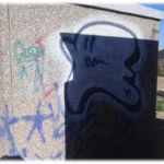Limpieza de graffitis en chino proyectado - antes
