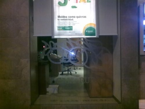 Graffiti con ácido - antes